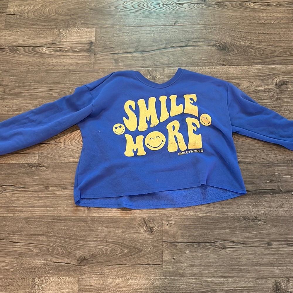 SMILEY WORLD Cropped Crewneck
